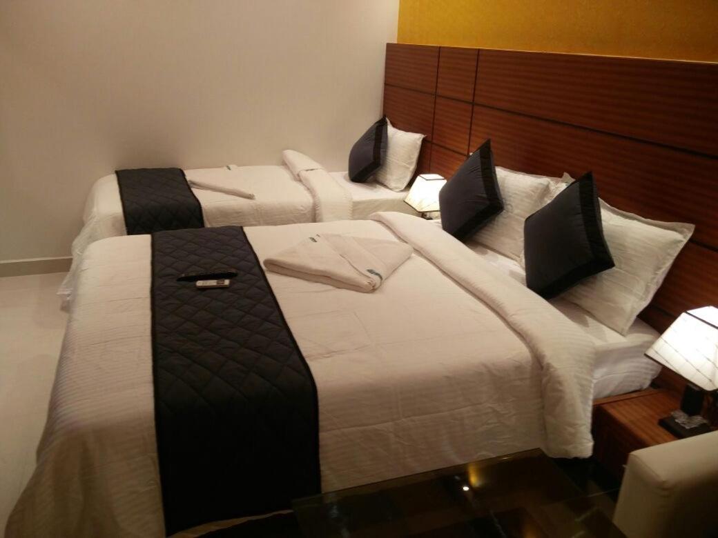 Hotel Spark Residency Ченнаи Экстерьер фото